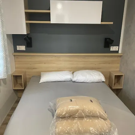 Camping Mobile-home 6-8 Personnes Les Viviers *