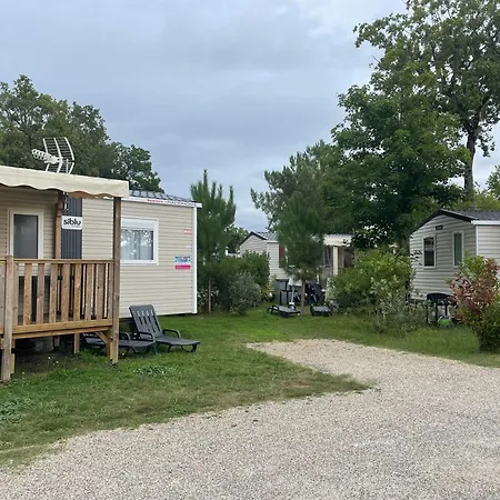 Mobile-home 6-8 Personnes Les Viviers
