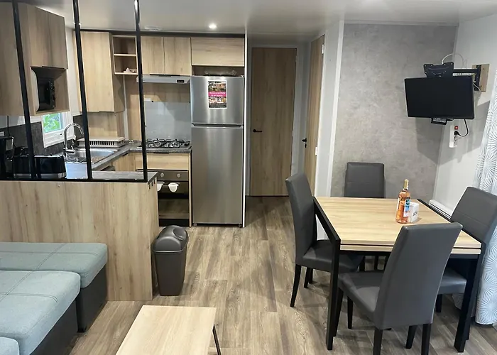 Mobile-home 6-8 Personnes Les Viviers Camping