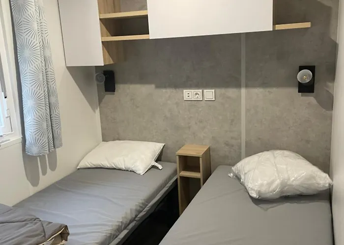Camping Mobile-home 6-8 Personnes Les Viviers